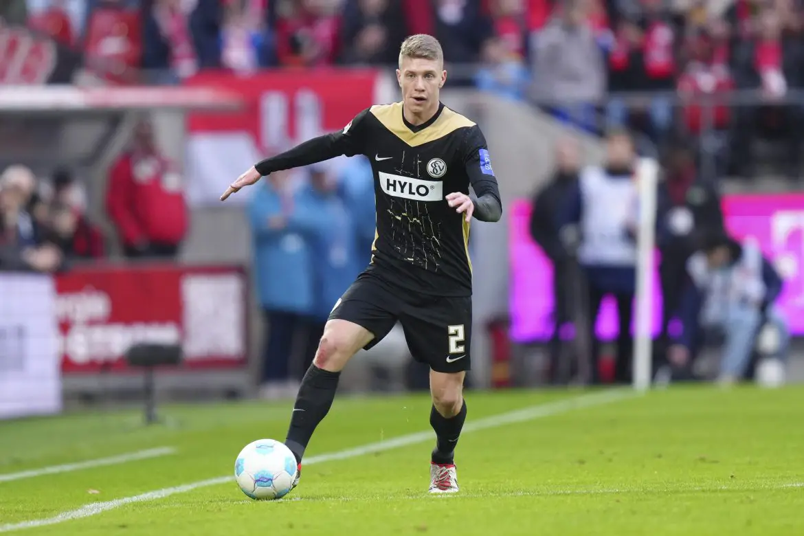 Potential Borussia Dortmund transfer target Elias Baum of Eintracht Frankfurt playing on loan for Elversberg in the 2. Bundesliga.