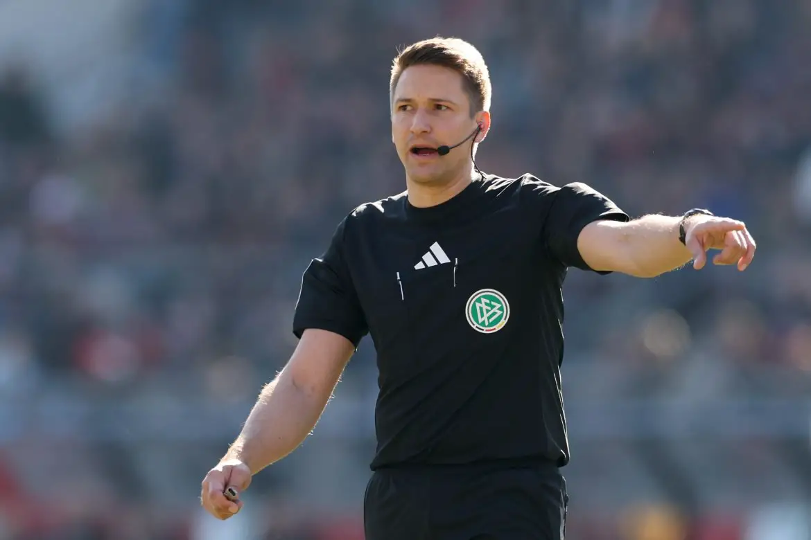 Bundesliga match official Tobias Reichel.