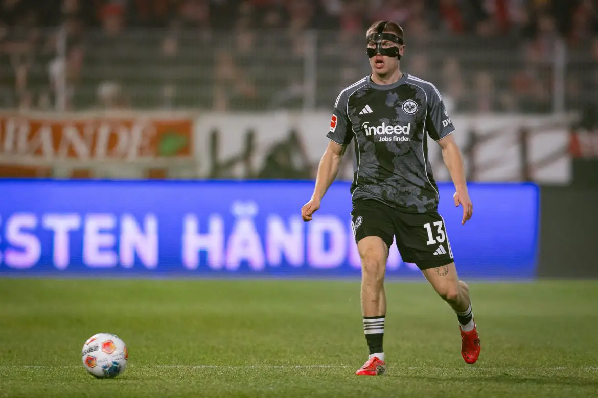 Eintracht Frankfurt fullback Rasmus Kristensen in action in the Bundesliga.