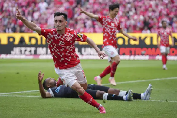 Germany U21 international Paul Nebel let slip that he's entertaining the notion of representing Ireland at a press conference yesterday.