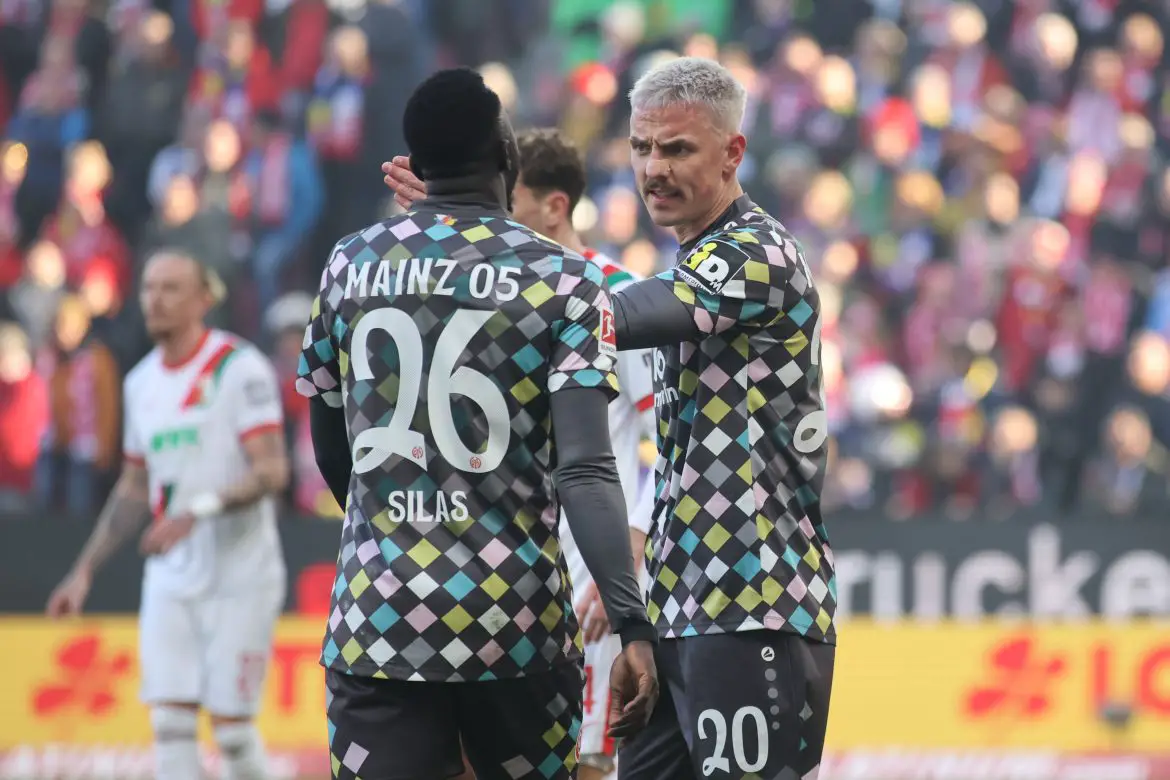 Mainz forward Silas.