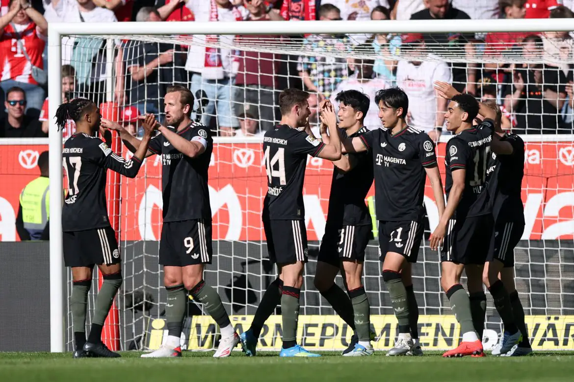 Bayern come from behind to beat Mainz in the Bundesliga.