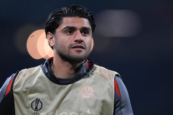 Mahmoud Dahoud representing Eintracht Frankfurt.