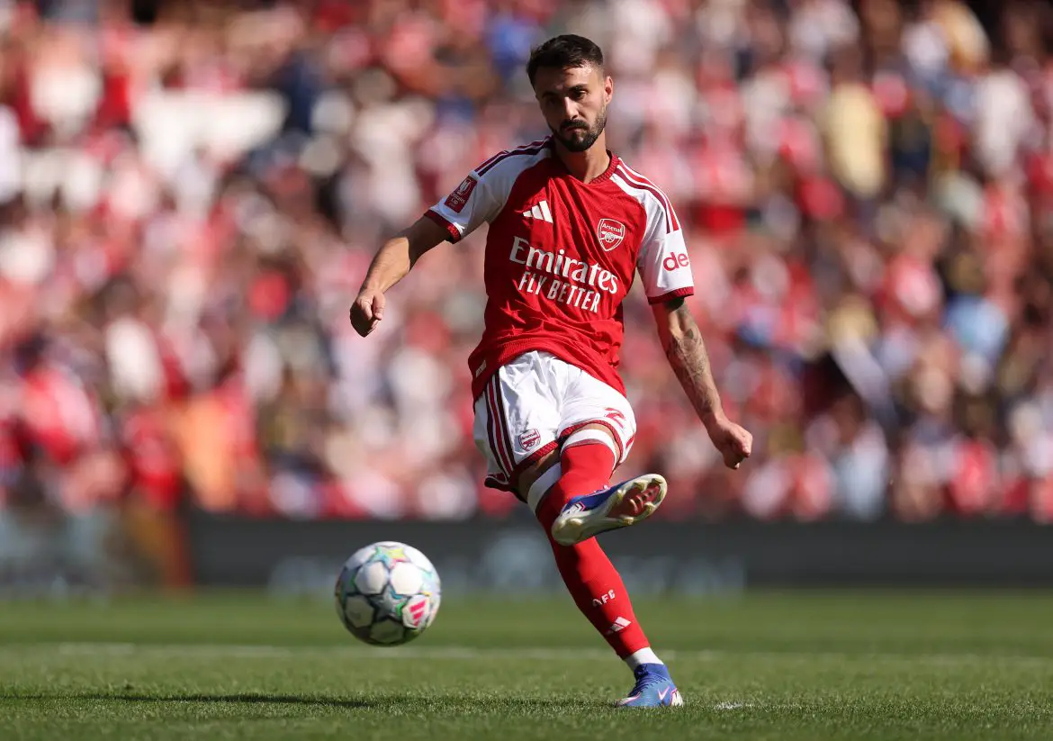 Hamburg transfer target Fabio Vieira playing for Arsenal.