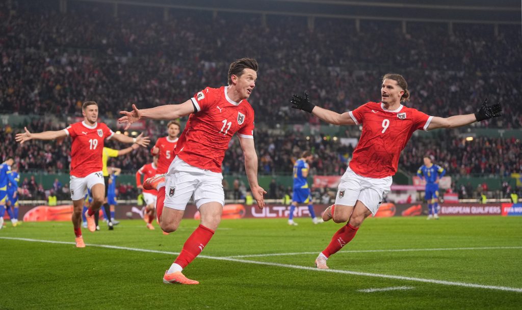 Michael Gregoritsch set for Augsburg return after move to Basel collapses