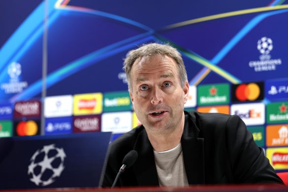 Bayer Leverkusen head coach Kasper Hjulmand.