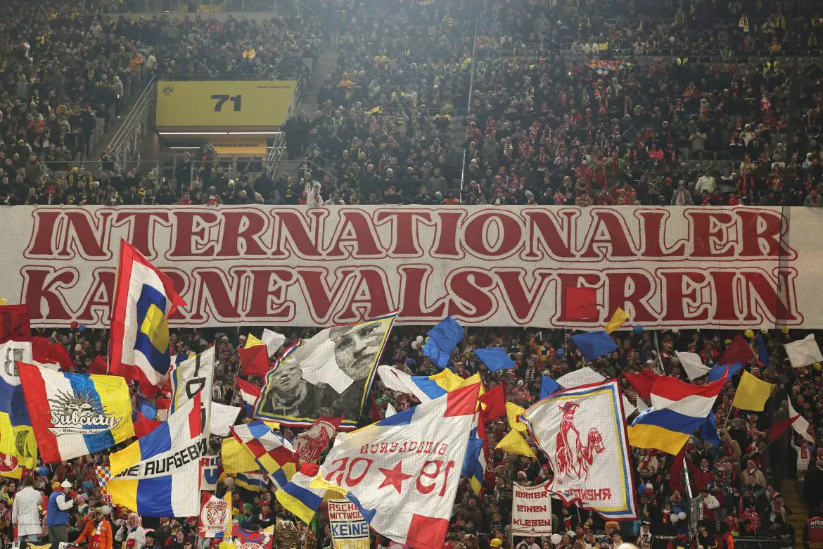 Mainz 05 fans show support for their team during a Bundesliga match.