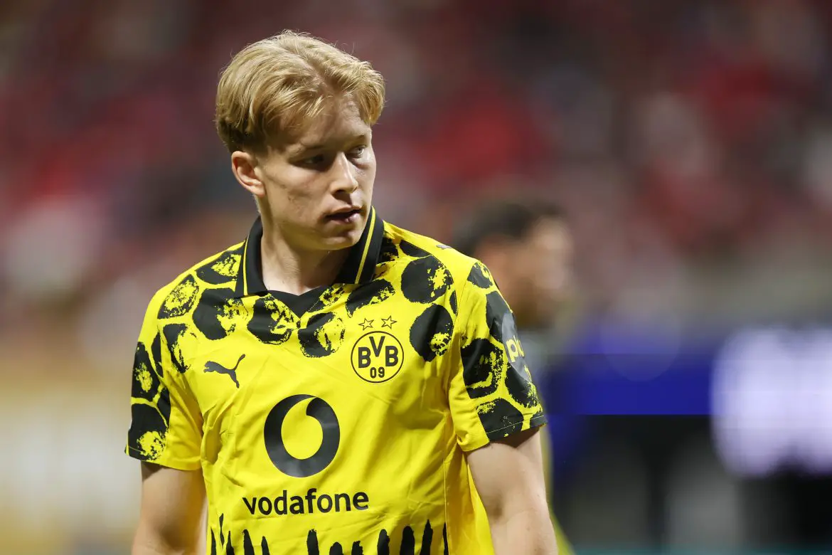 Daniel Svensson of Borussia Dortmund.
