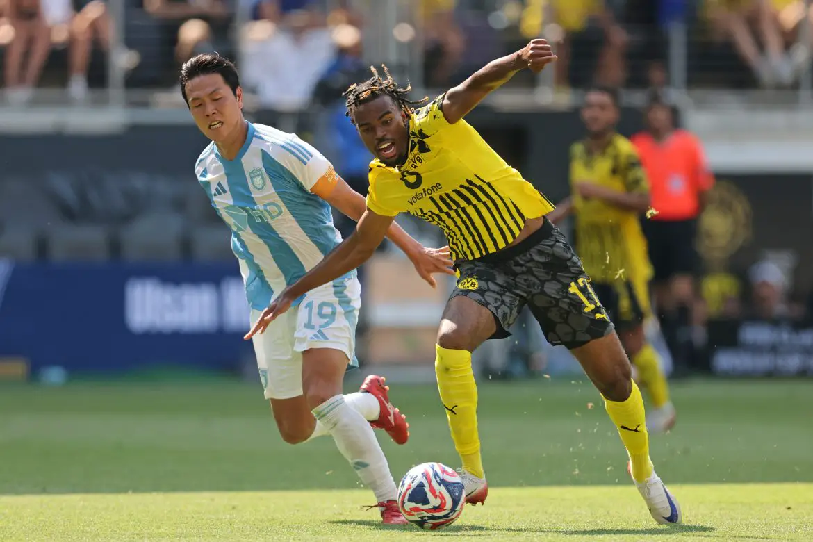 Chelsea and Borussia Dortmund have hit a stalemate in talks over Carney Chukwuemeka.