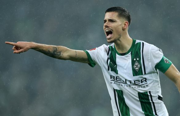 Borussia Mönchengladbach's Julian Weigl.