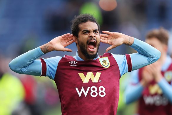 Former Burnley loanee Lorenz Assignon has joined VfB Stuttgart on a record deal.