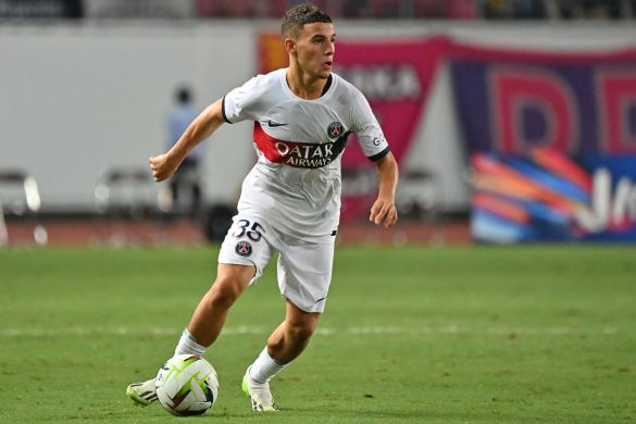 Ismaël Gharbi representing PSG.