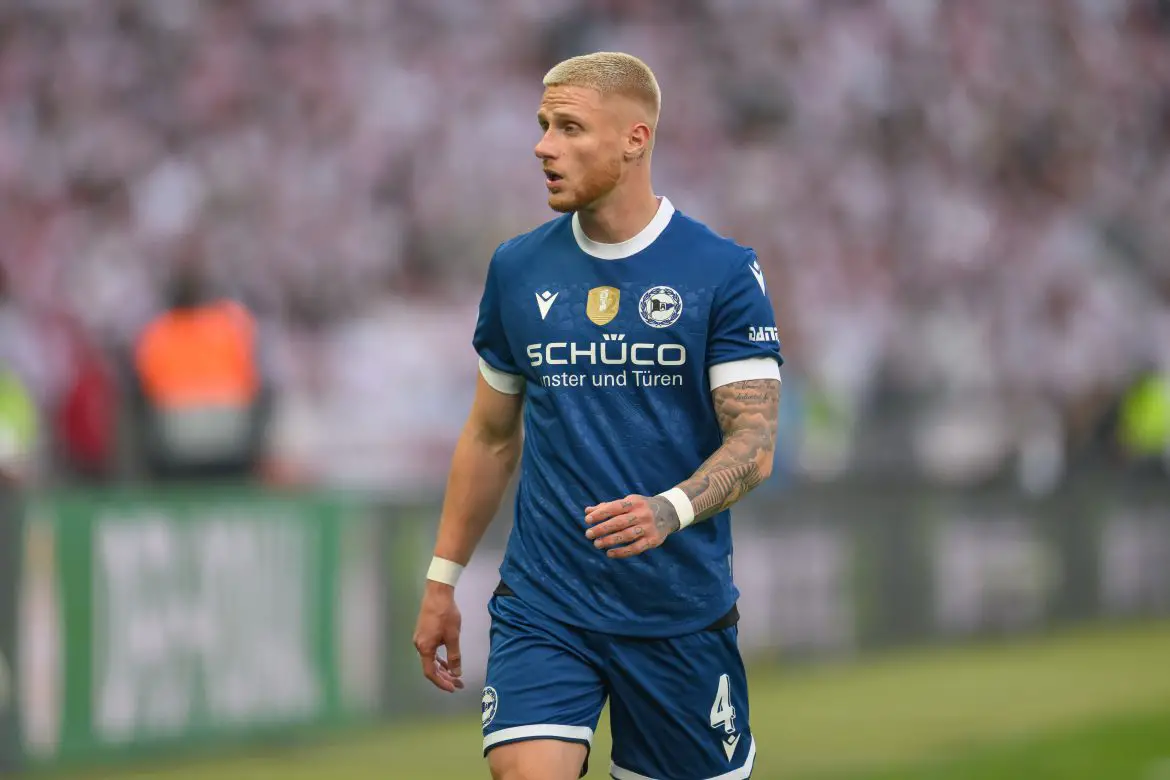 Arminia Bielefeld fullback Louis Oppie is set to make the jump to the Bundesliga with FC St. Pauli.