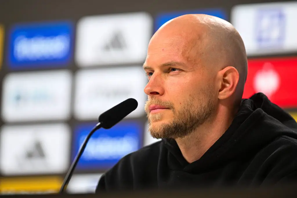 1. FC Köln’s René Wagner expresses belief in his squad amid relegation pressure: “Other teams would have fallen apart against Frankfurt.”