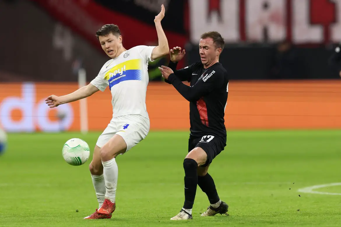 New St. Pauli signing Mathias Rasmussen (left) contesting a duel with Eintracht Frankfurt's Mario Götze during a Conference League playoff fixture back in 2023.