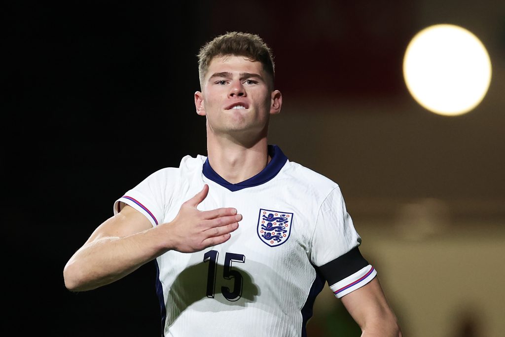 Wolfsburg tender €18m offer to Toulouse for England U21 international Charlie Cresswell