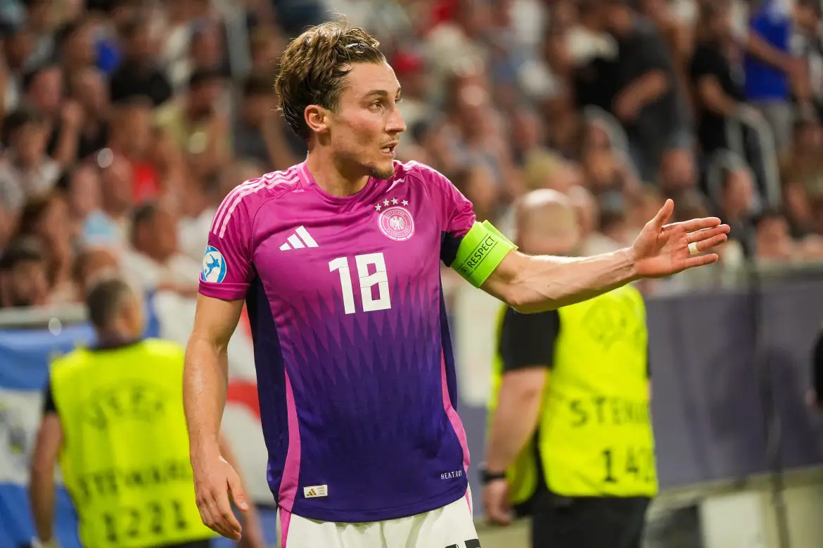 Florian Plettenberg confirms Fulham have shown interest in Borussia Mönchengladbach's Rocco Reitz.