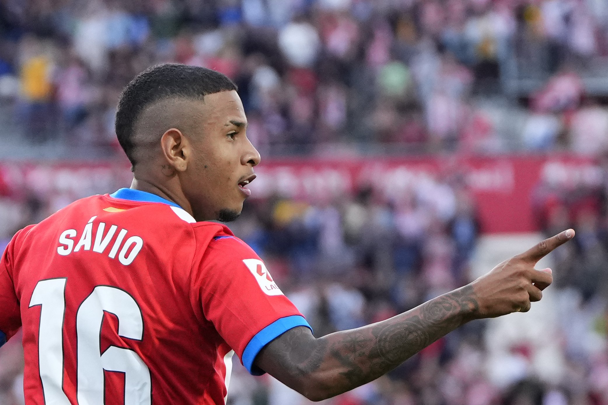 Bundesliga and Premier League clubs set to battle it out for Brazilian