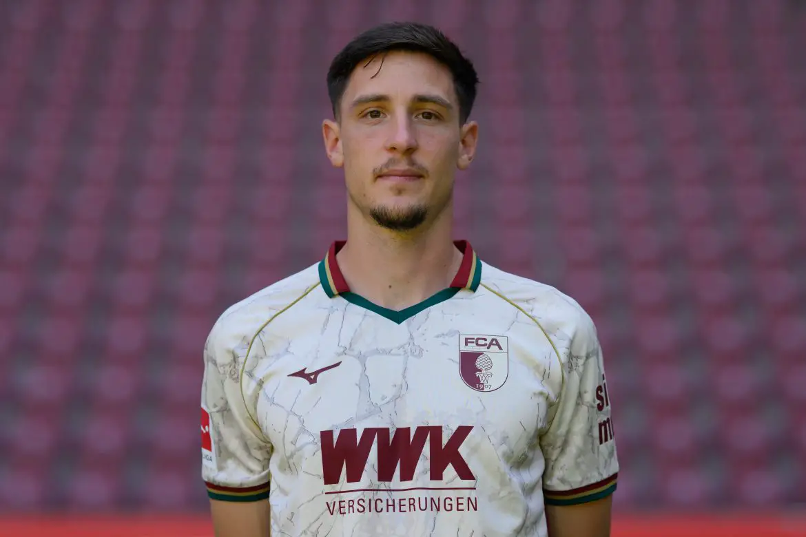 Augsburg defender Keven Schlottereck.