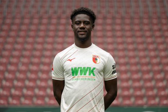 Nathanael Mbuku of Augsburg.