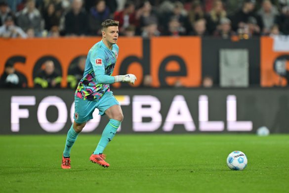 German-English keeper Finn Dahmen in action for FC Augsburg.