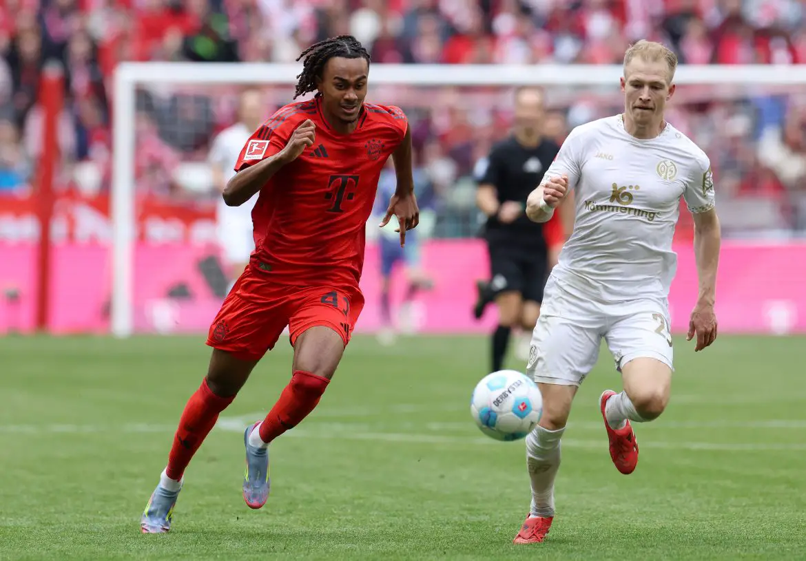 Jonah Kusi-Asare making his Bayern Munich debut in the Bundesliga against Mainz.