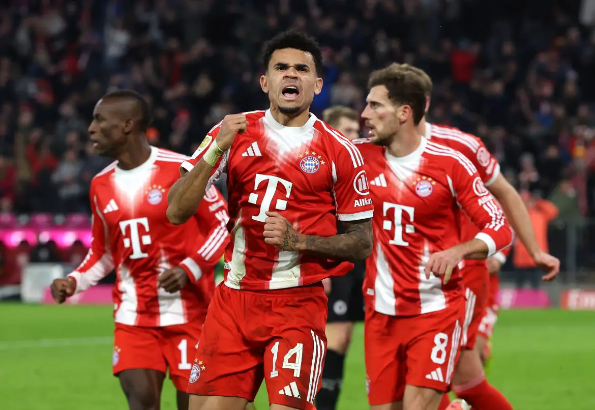 Luis Diaz celebrates scoring the go ahead goal as Bayern Munich beat St. Pauli in the Bundesliga.