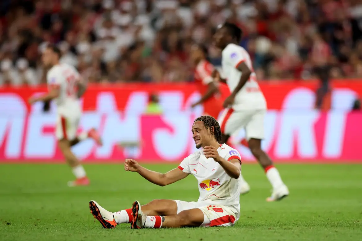 Chelsea target Xavi Simons in action for RB Leipzig