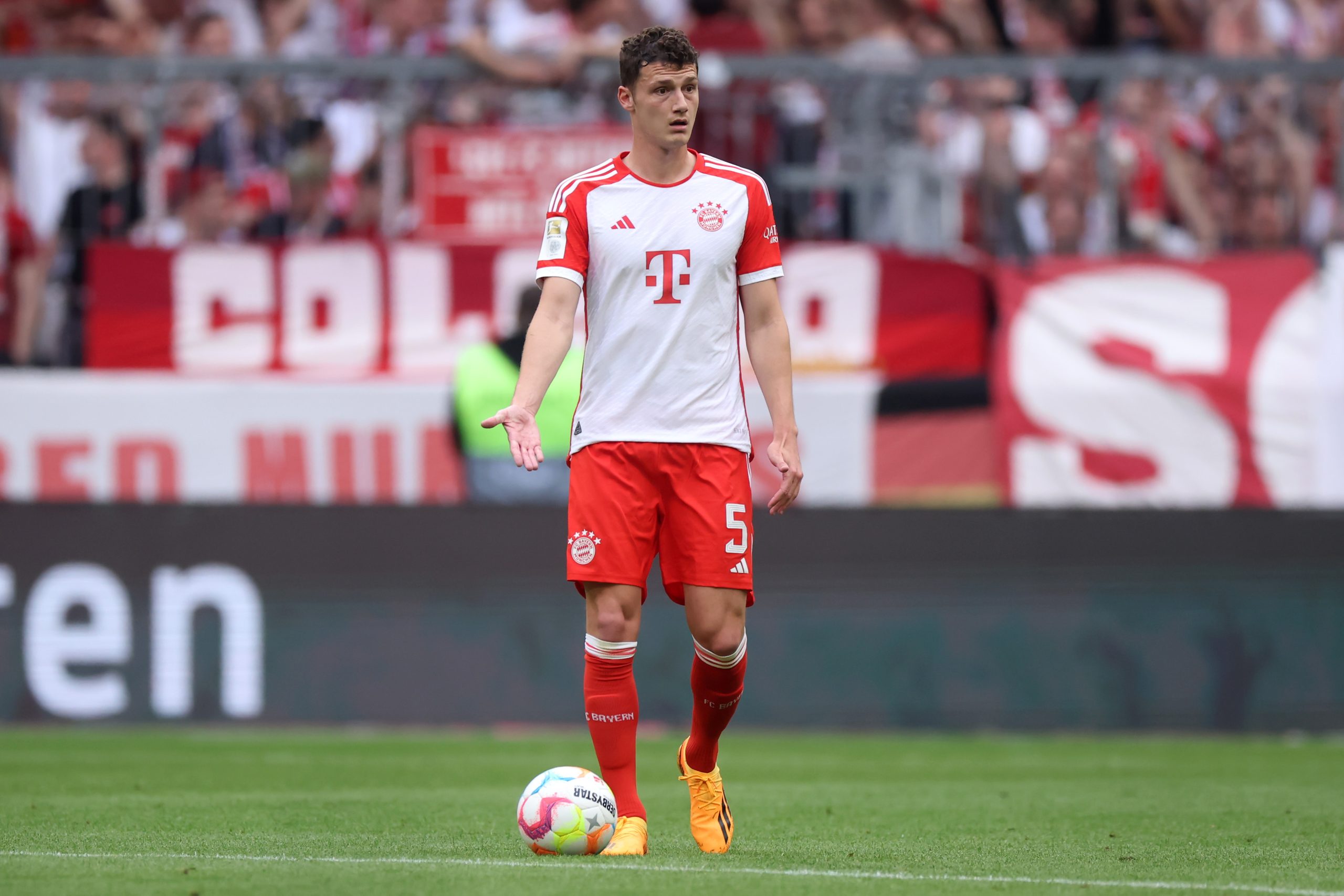 Clubs are yet to contact Bayern Munich for Liverpool target Benjamin Pavard.