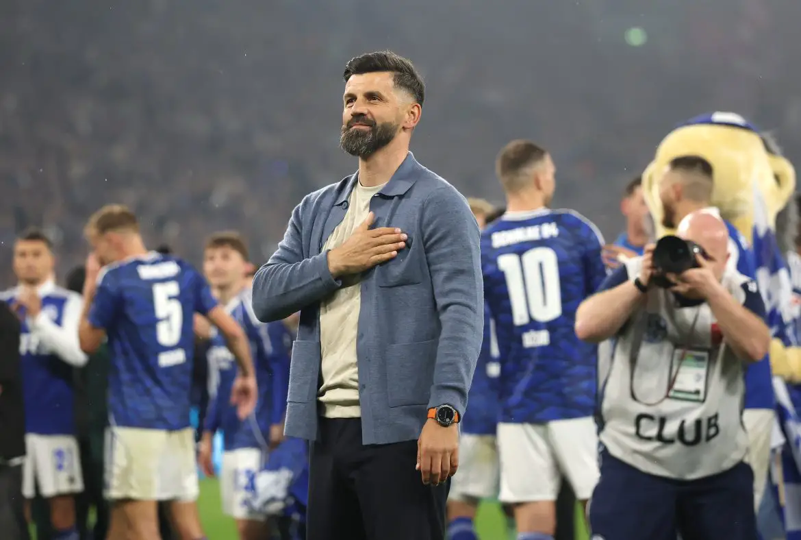 Schalke 04 head coach Miron Muslic.