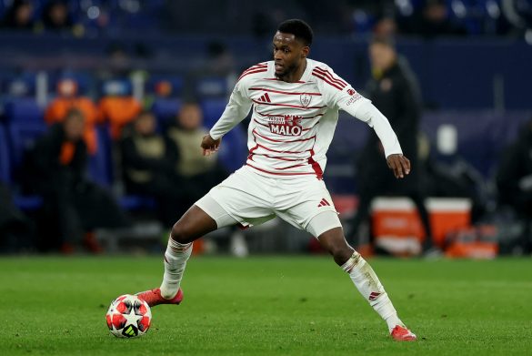 Soumaila Coulibaly playing for Stade Brest in the Champions League.