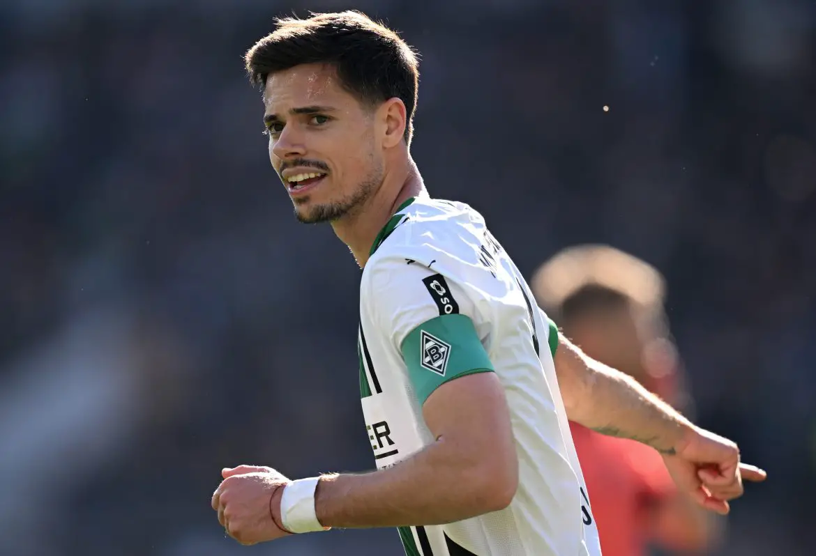 Borussia Mönchengladbach midfielder Julian Weigl.