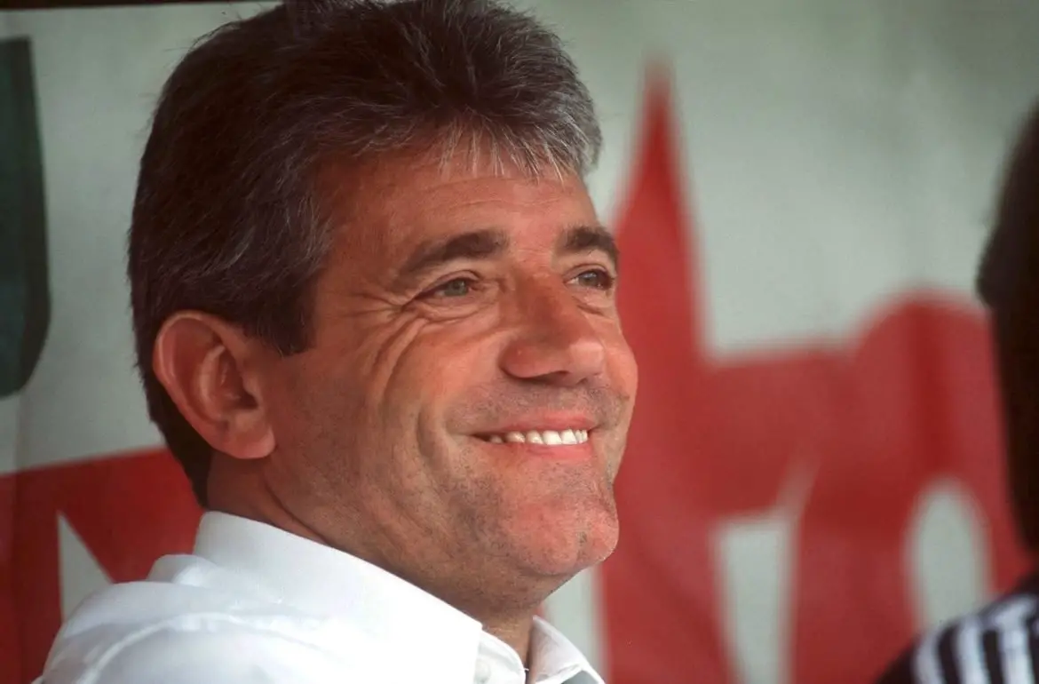 Kevin Keegan ahead of a friendly against Hamburg whilst coaching Fulham back in 1998.