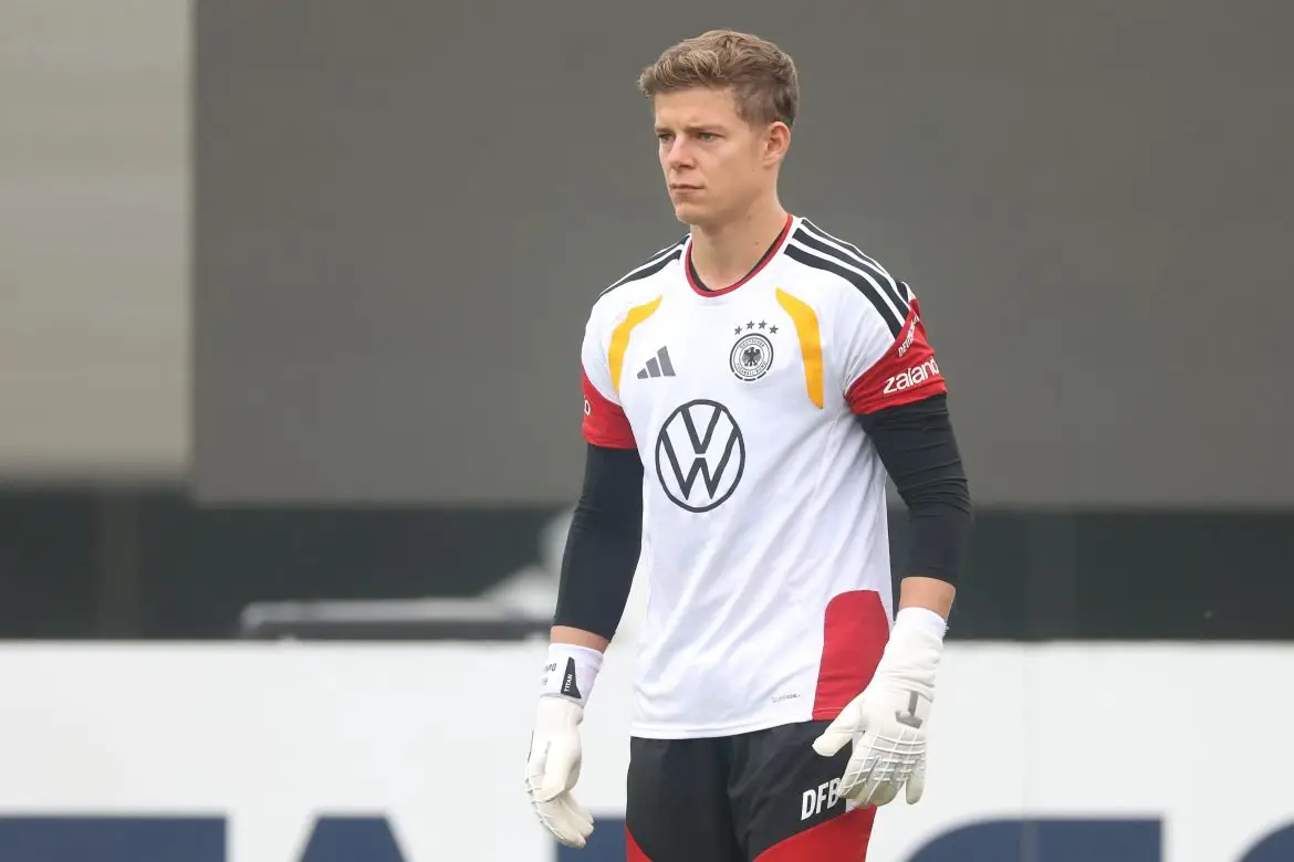 Augsburg keeper and Germany call up Finn Dahmen.