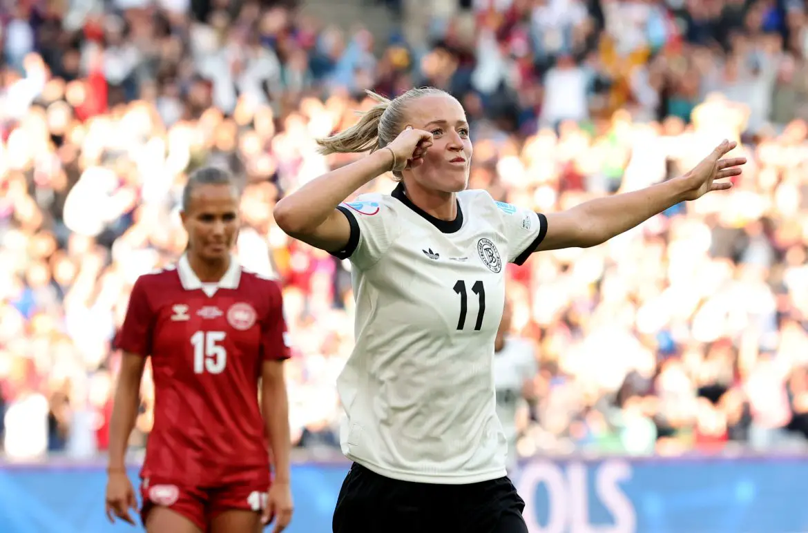 Lea Schüller compensated for a very quiet performance on Tuesday evening by remaining cool in front of goal when it mattered