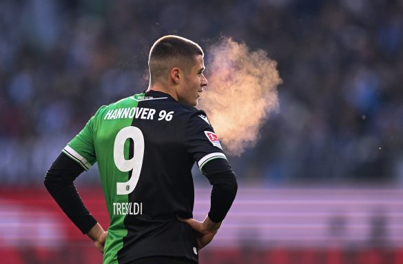Germany U21 striker Nicolo Tresoldi is moving from Hannover 96 to Club Brugge.