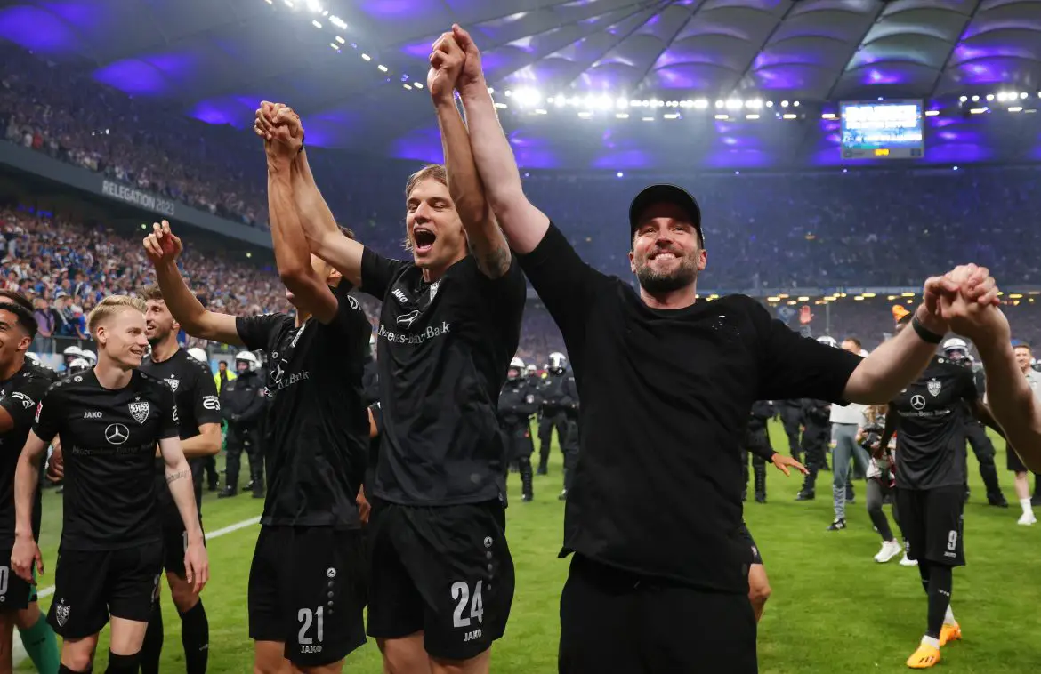 Sebastian Hoeneß (far right) and his Stuttgart players celebrate defeating Hamburg in the 2022/23 Bundesliga promotion relegation playoffs.