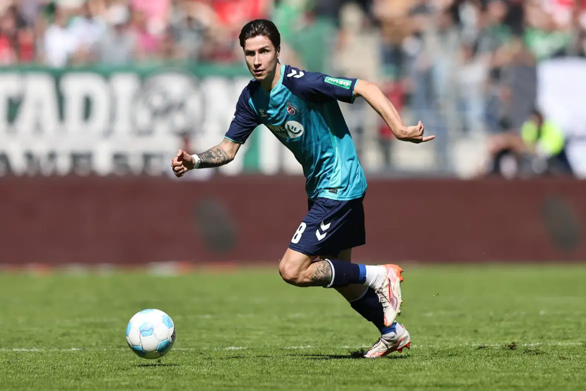 Köln midfielder Denis Huseinbasic is being linked with a move to Braga.