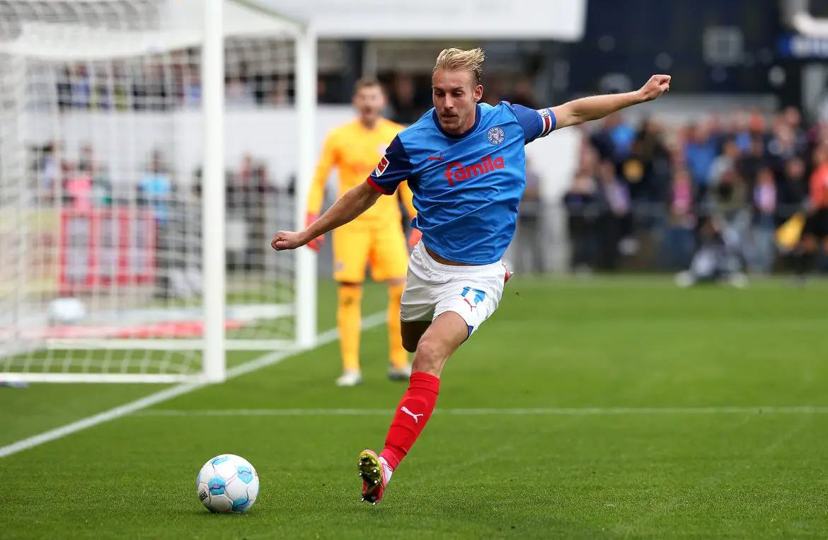 Holstein Kiel vice-captain Timo Becker is headed back to his boyhood academy side, Schalke.