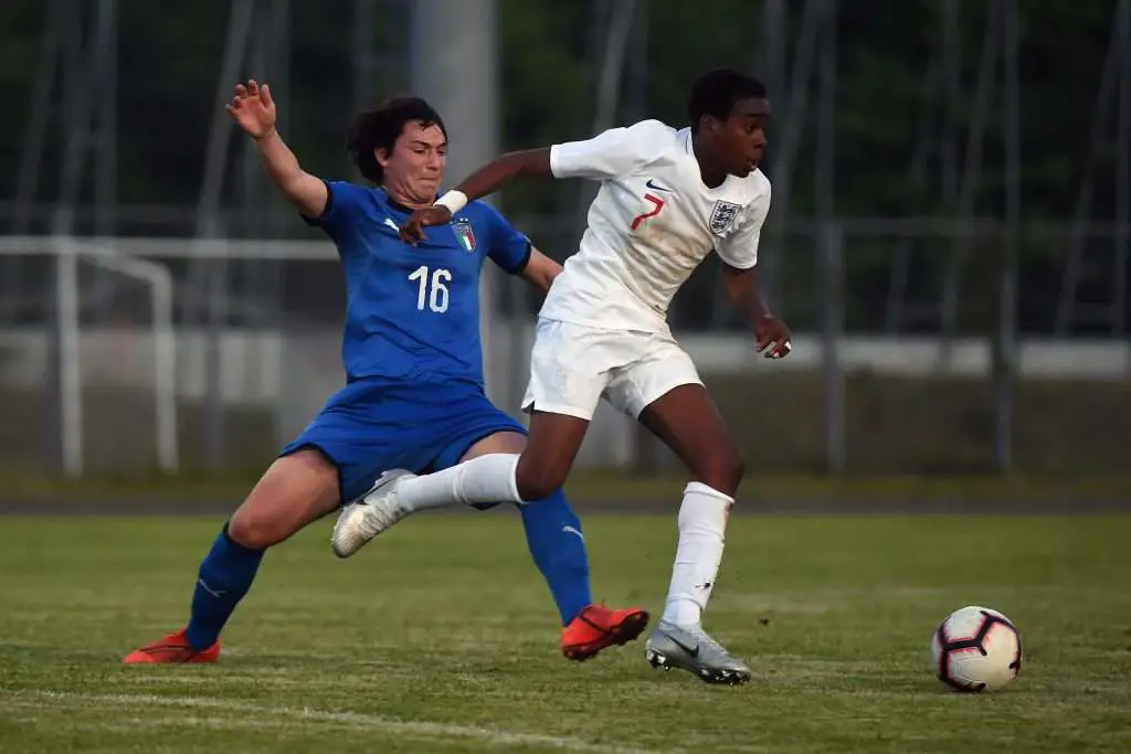 Jamie Bynoe-Gittens in Germany to finalise Borussia Dortmund transfer - Get German Football ...