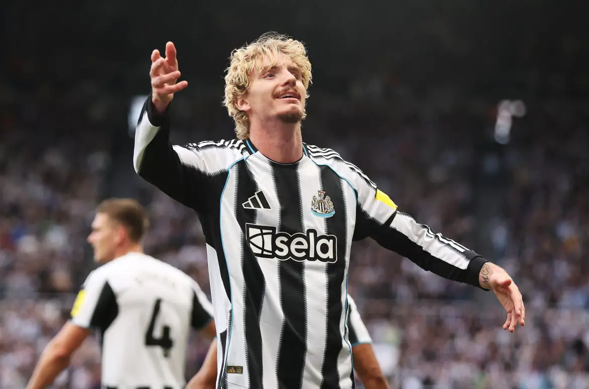 Nick Woltemade of Newcastle United celebrates scoring against Arsenal in the Premier League.