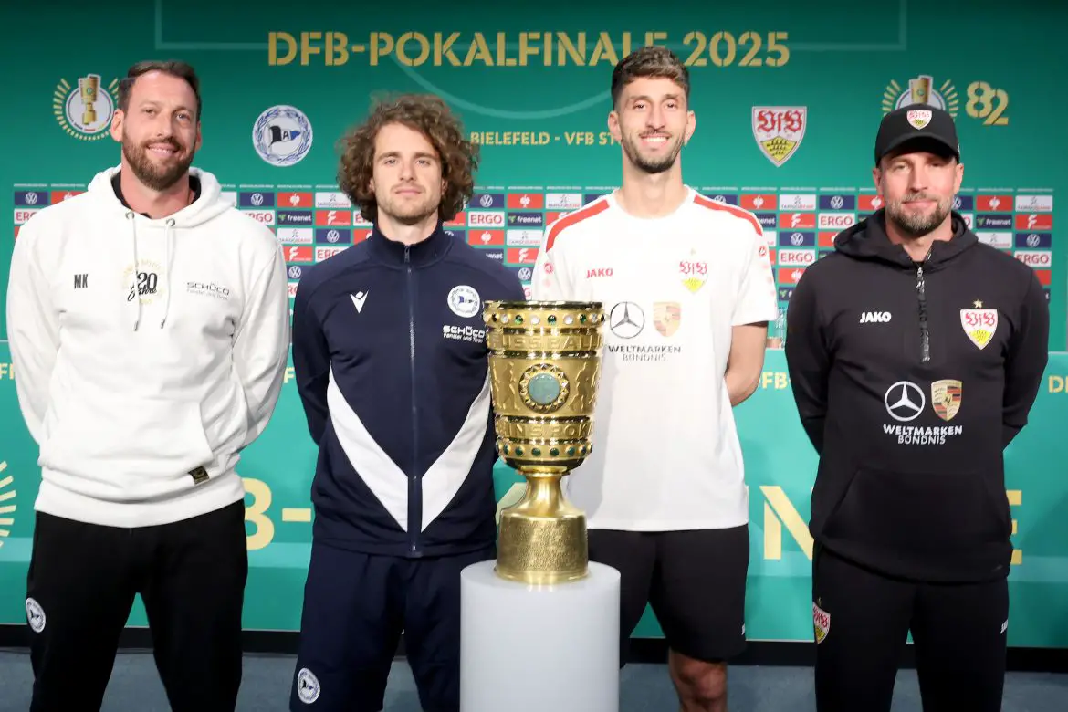 Arminia Bielefeld head coach Mitch Kniat and captain Mael Corboz, Stuttgart captain Atakan Karazor head coach Sebastian Hoeness pictured alongside the DFB Pokal.