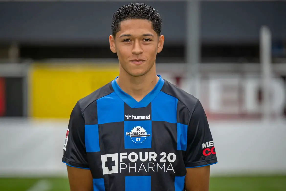 Paderborn's Santiago Castañeda.