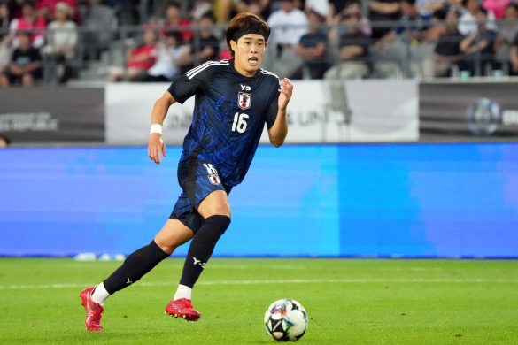 New St. Pauli signing Tomoya Ando representing the Japanese national team.
