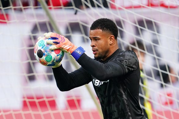 SC Freiburg Keeper Noah Atubolu.