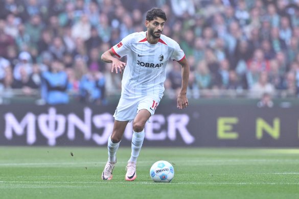 Eren Dinkçi of SC Freiburg.