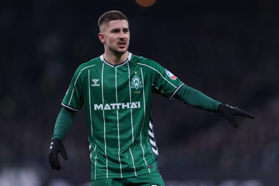 Leeds target Romano Schmid, playing for Werder Bremen.