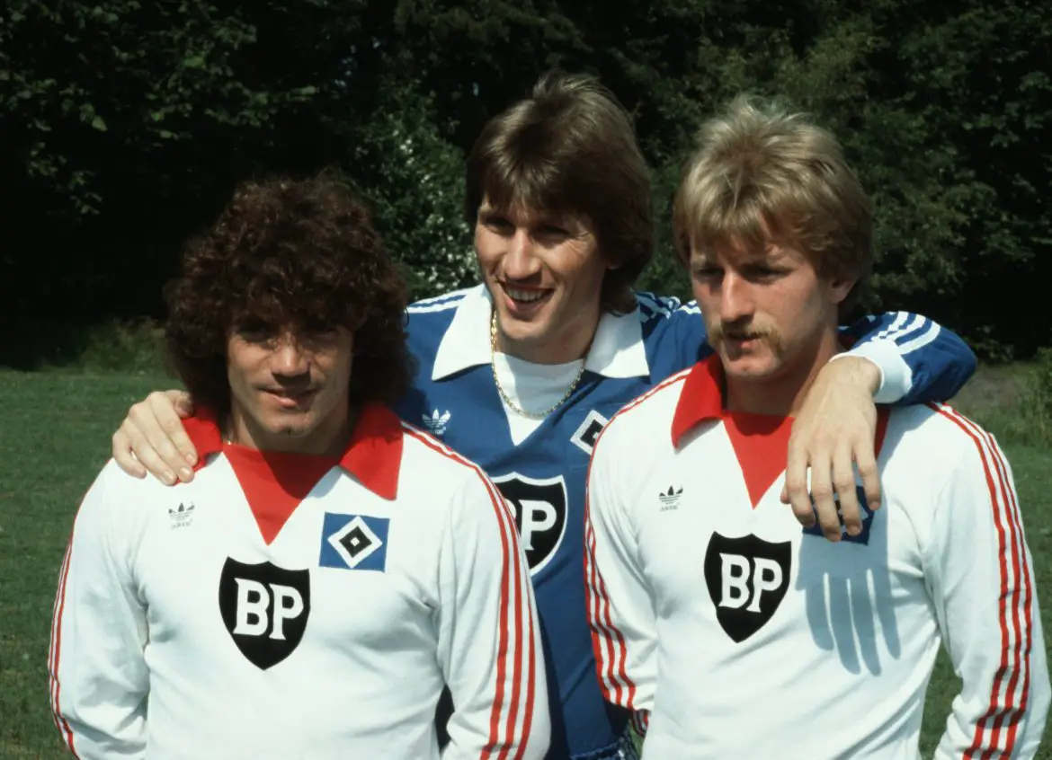Hamburg teammates Kevin Keegan (left), Manfred Kalz (center) and Casper Memering in the summer of 1979