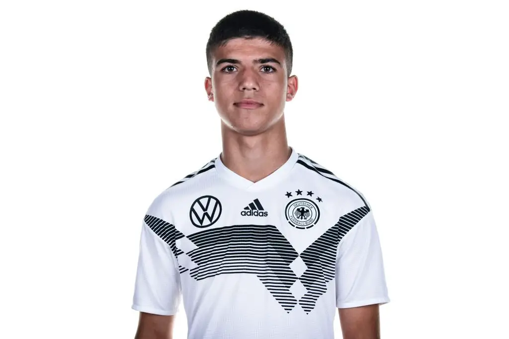 Bundesliga clubs are monitoring Bayern Munich youngster Eyüp Aydin