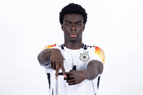 Promising German youth international Joshua Quarshie is on the verge of moving to Southampton FC.